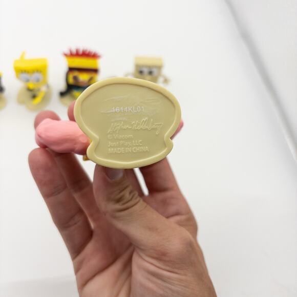 Lot of 6 SpongeBob SquarePants Mini Figures by Just Play LLC Stephen Hillenburg - Picture 4 of 16